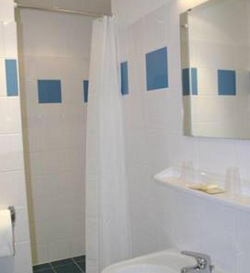 标准三人间, Henri Iv