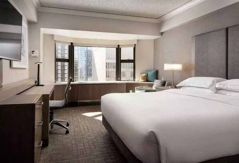 Executive Room King Size Bed