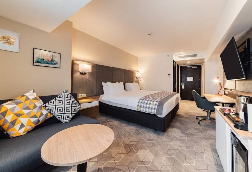 اتاق پرمیوم, Holiday Inn Bucharest   Times, An Ihg