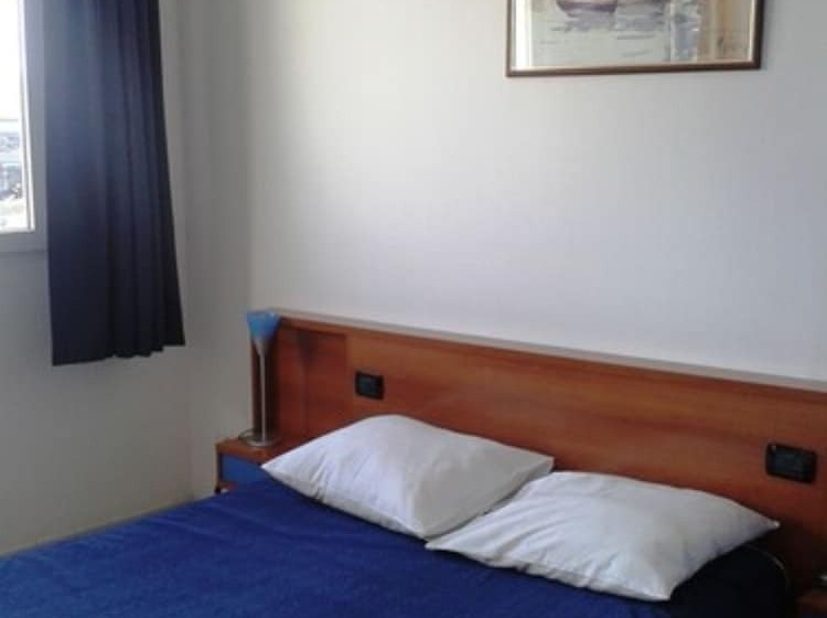 غرفة قياسية, Hôtel Sampiero