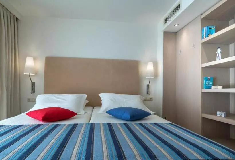 Deluxe Suite Sea View, Kriti Beach
