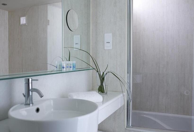 디럭스 스위트, Kriti Beach