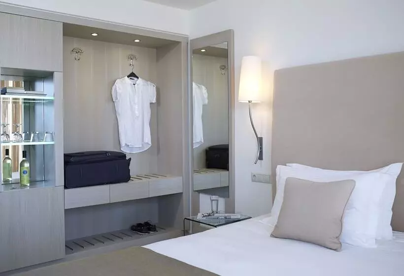 Standard Yhden Hengen Huone, Kriti Beach