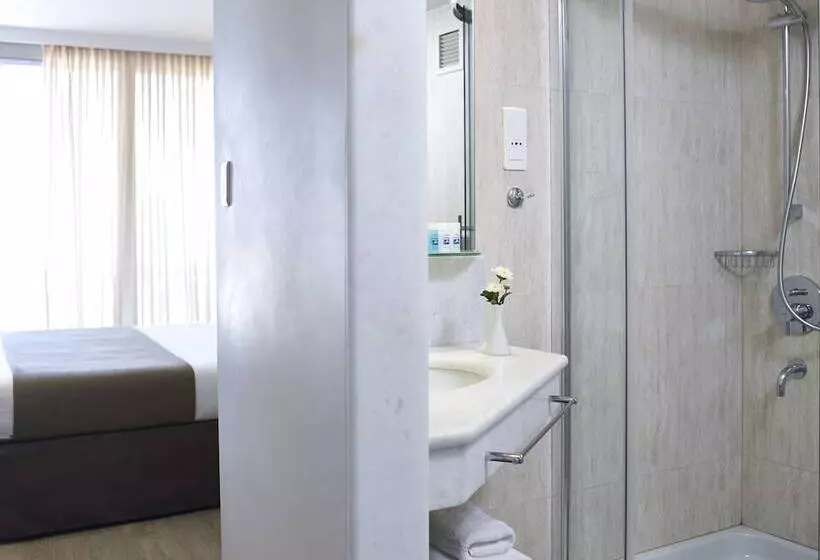 Deluxe Suite Sea View, Kriti Beach