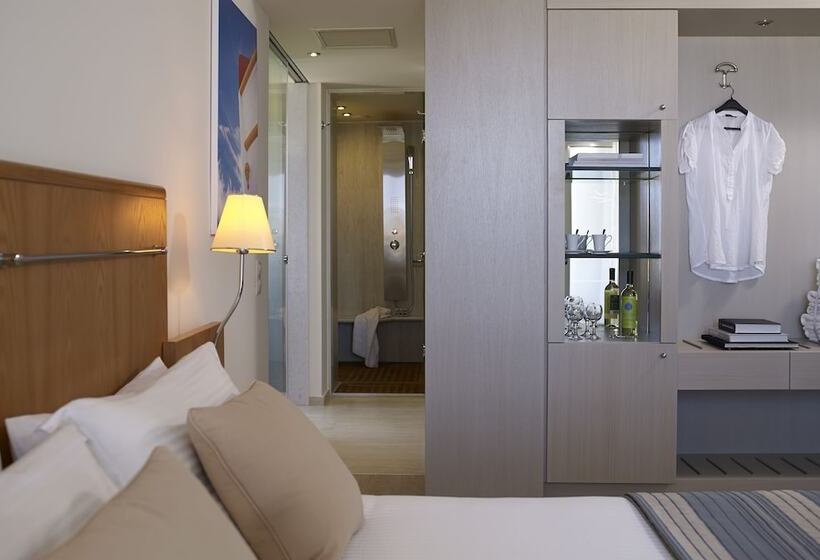 패밀리 스위트, Kriti Beach