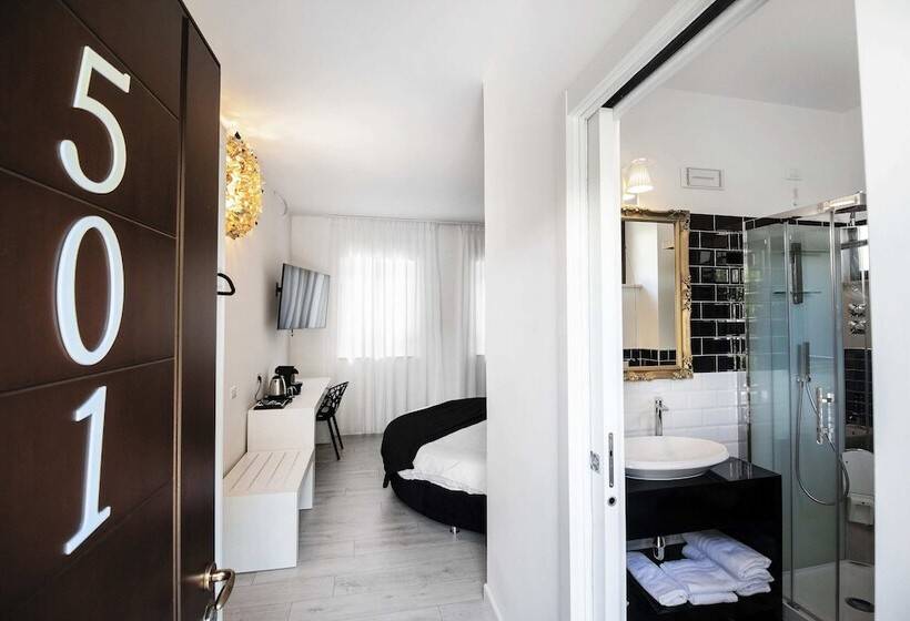 اتاق سوپریور, La Compagnia Del Viaggiatore