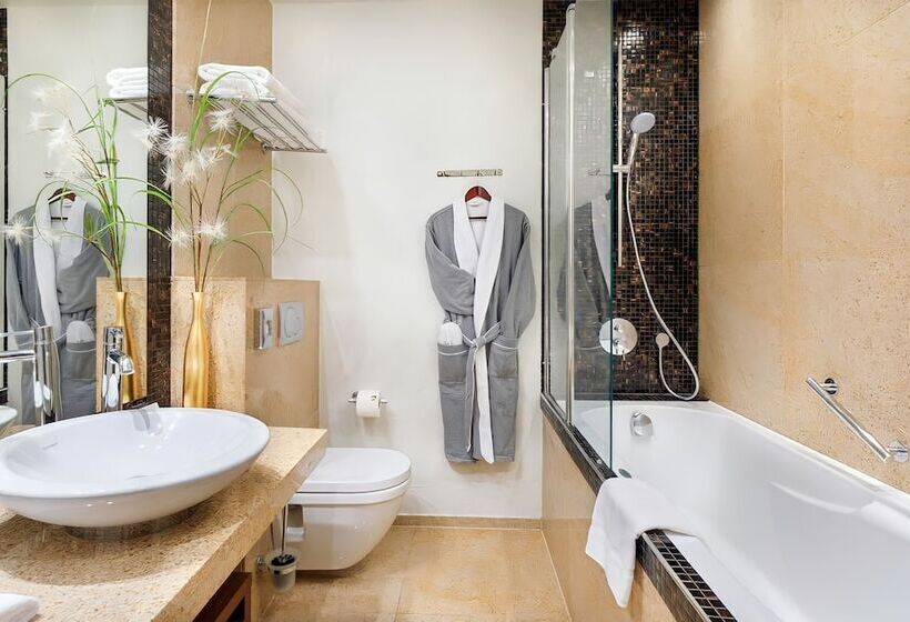 اتاق سوپریور, Rixwell Collection Savoy Boutique