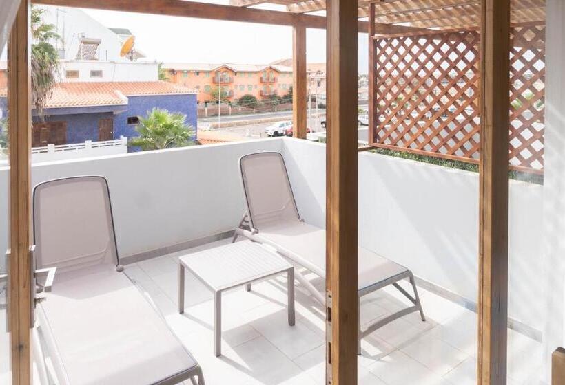 سوییت جونیور با بالکن, Sobrado Boutique