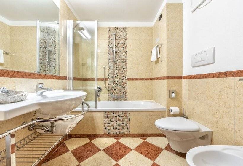 Классический Номер, Villa Malaspina