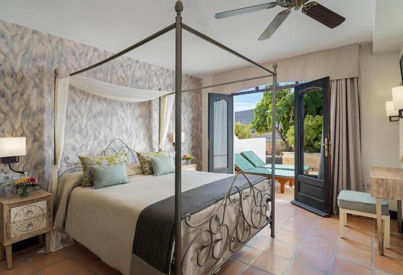 Апартаменты 2 Спальни, Regency Country Club, Apartments Suites