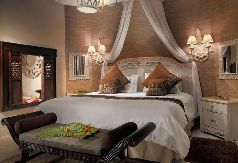 プール付き１ベッドルームヴィラ, Royal Garden Villas, Luxury