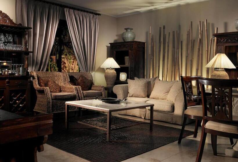 וילה עם חדר שינה אחד ובריכת שחיה, Royal Garden Villas, Luxury