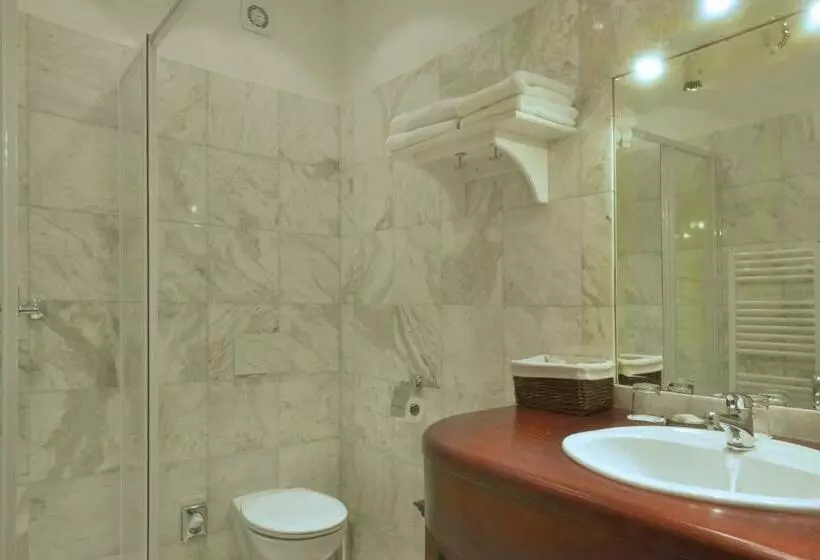اتاق استاندارد, Grand Hotel Praha
