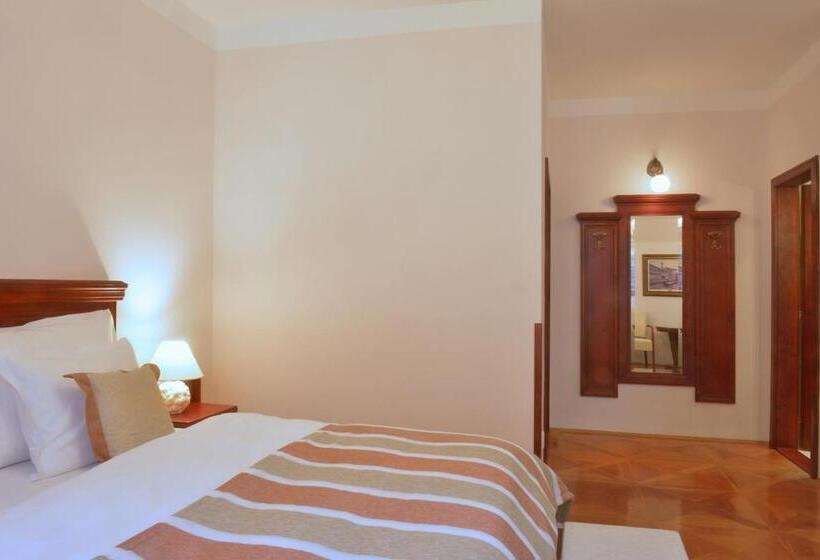 اتاق استاندارد, Grand Hotel Praha