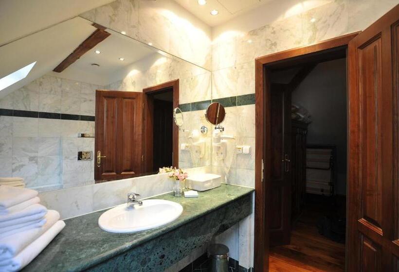 اتاق استاندارد, Grand Hotel Praha