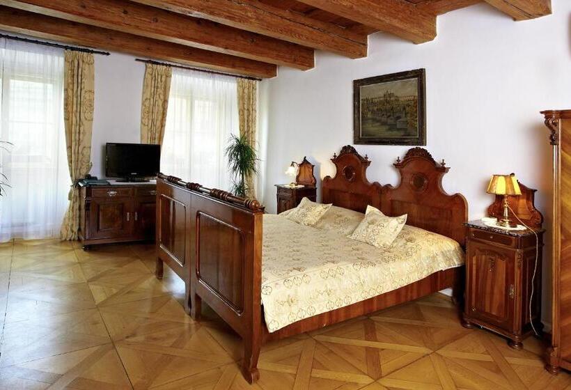 اتاق لوکس با چشم‌انداز, Grand Hotel Praha