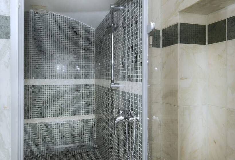 سوئیت پرزیدنت, Grand Hotel Praha