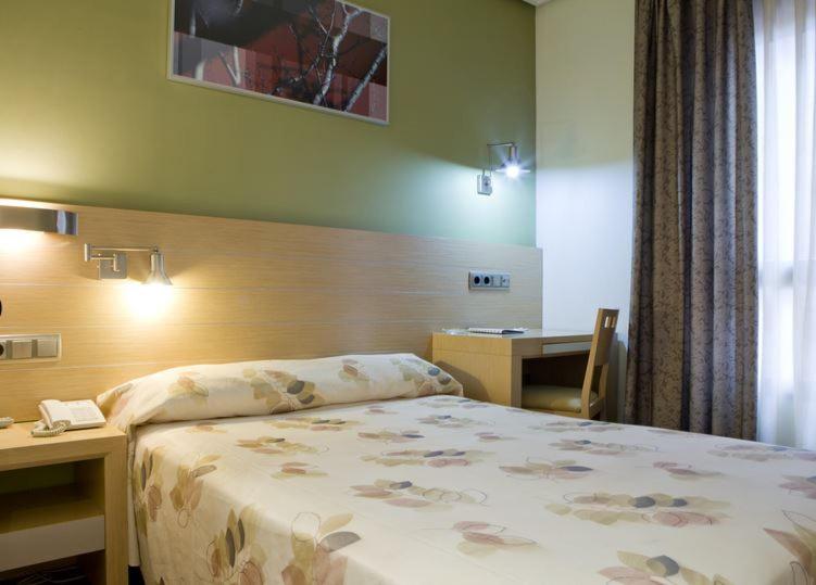 اتاق استاندارد یک نفره, 4c Bravo Murillo