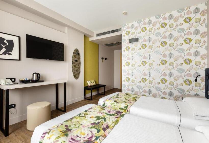 غرفة ديلوكس, Anusca Palace