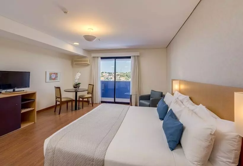سوییت جونیور, Blue Tree Premium Londrina