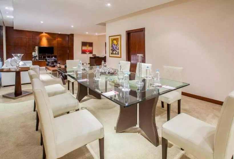 سوئیت پرزیدنت, Crowne Plaza Asunción, An Ihg