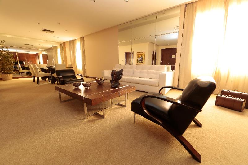 سوئیت پرزیدنت, Crowne Plaza Asunción, An Ihg