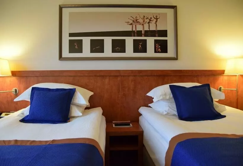 اتاق استاندارد, Crowne Plaza Lyon   Cité Internationale