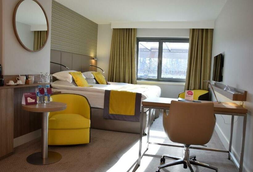 Executive Room Park View, Crowne Plaza Lyon   Cité Internationale