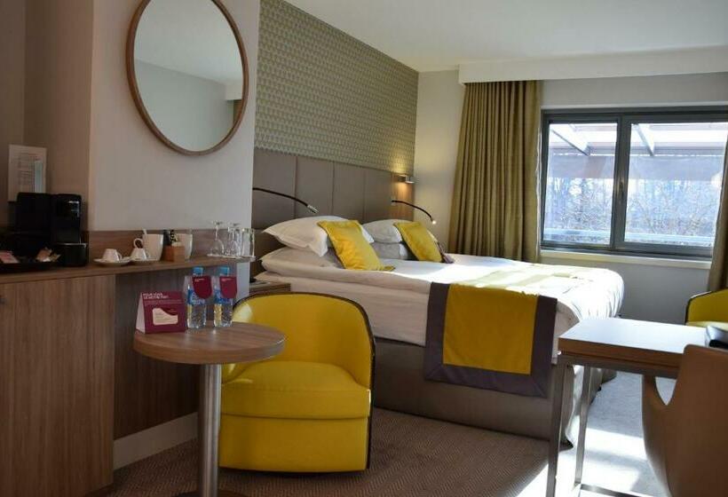 Executive Room Park View, Crowne Plaza Lyon   Cité Internationale