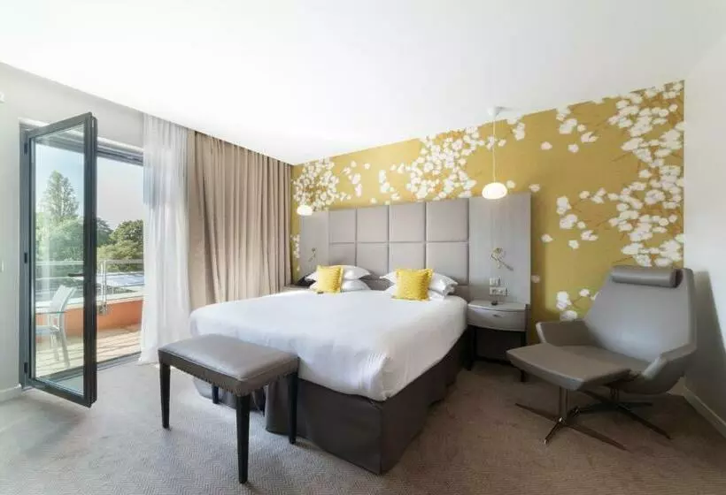 سوئیت با چشم‌انداز رودخانه, Crowne Plaza Lyon   Cité Internationale