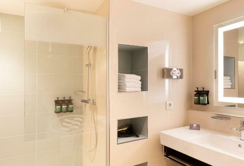 سوئیت با چشمانداز رودخانه, Crowne Plaza Lyon   Cité Internationale