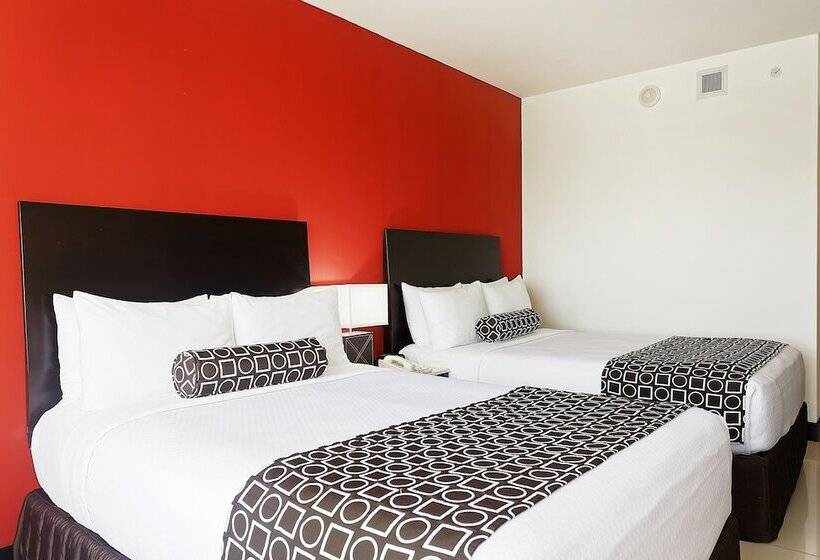 سوییت جونیور, Crowne Plaza Villahermosa, An Ihg