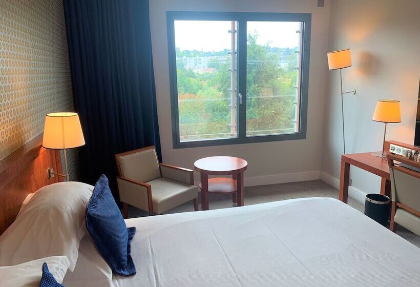 اتاق استاندارد, Crowne Plaza Lyon   Cité Internationale