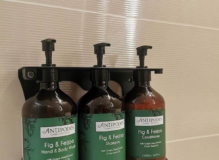 اتاق استاندارد با تخت دوبل و چشمانداز پارک, Crowne Plaza Lyon   Cité Internationale