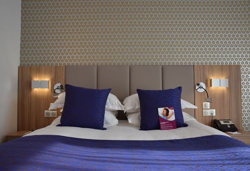스탠다드 룸 더블 침대 공원 전망, Crowne Plaza Lyon   Cité Internationale