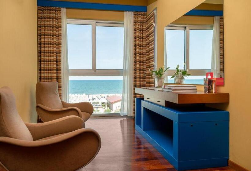 수피리어 스위트 바다 전망, Balance