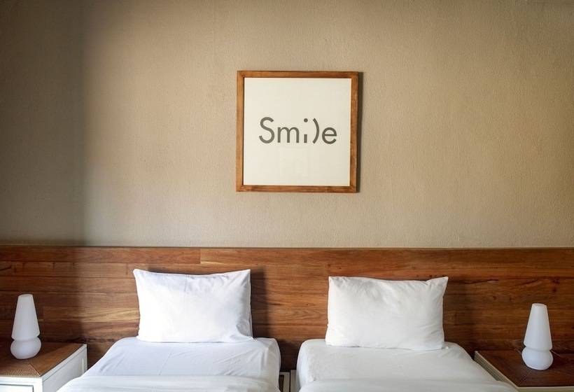 Familie Værelse, Friday Attitude