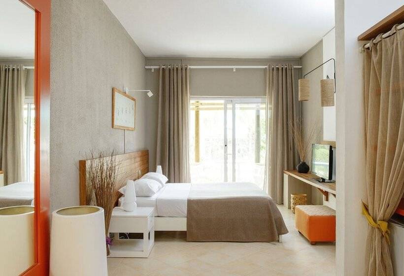 Standard Værelse, Friday Attitude