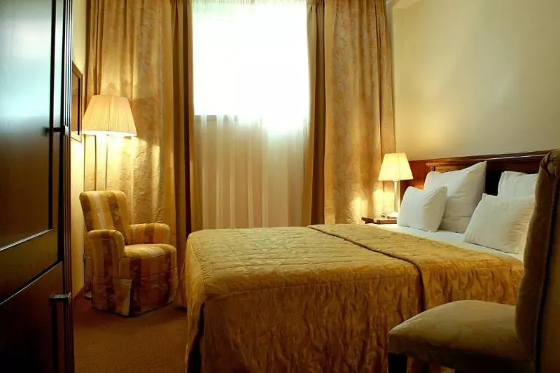 Habitación Estándar, Globo