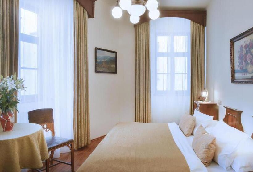 اتاق استاندارد, Grand Hotel Praha