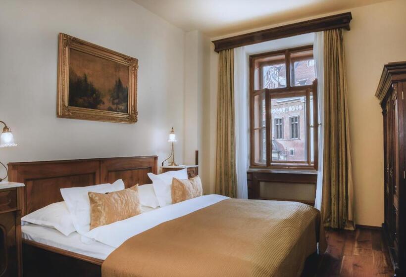 اتاق لوکس با چشم‌انداز, Grand Hotel Praha