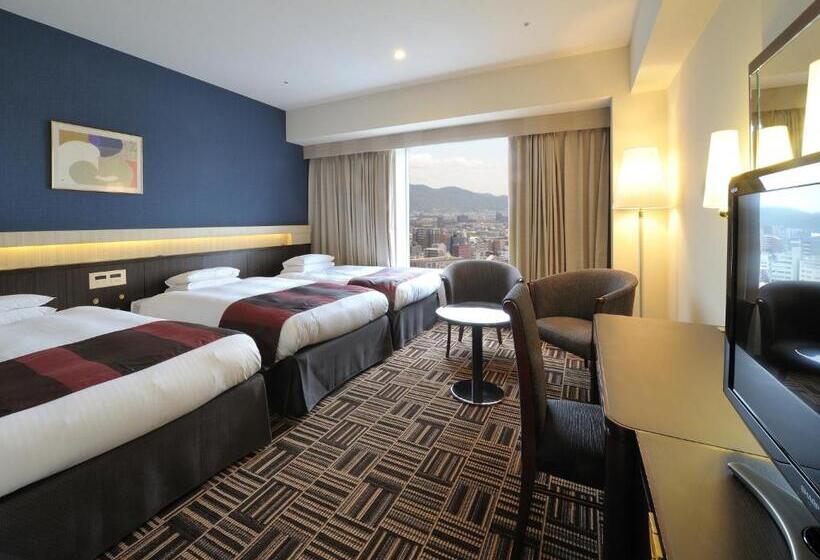 غرفة قياسية ثلاثية, Granvia Okayama