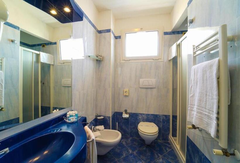 اتاق اجرایی سه نفره, Imperial Beach   Dada Hotels