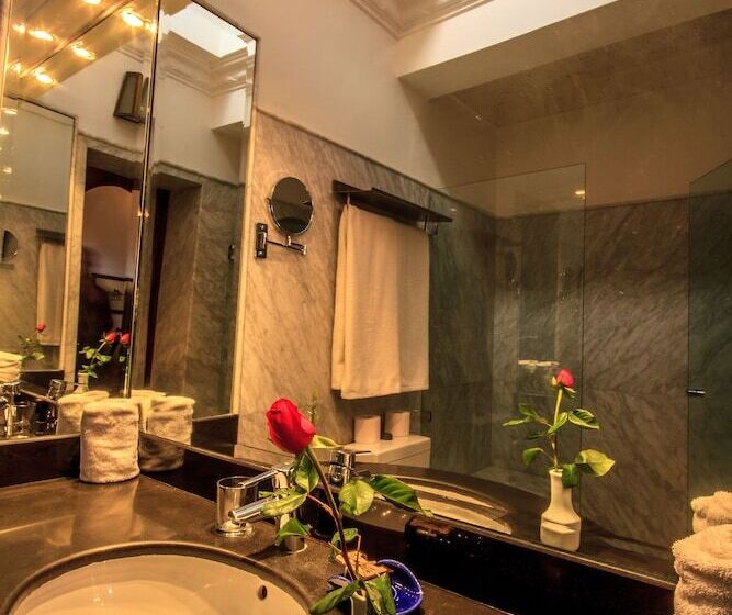 Suite, Palais Dar Donab