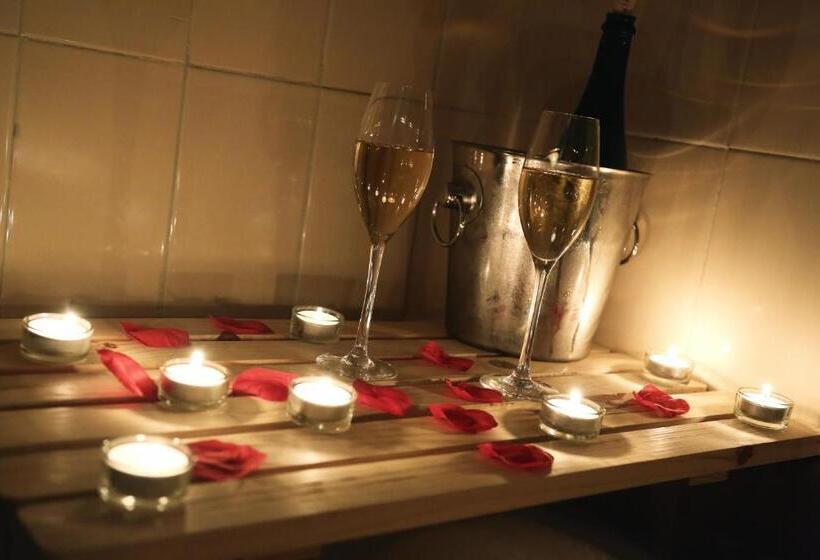 Полулюкс, Puerta Nazari