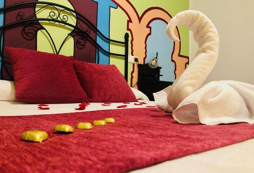 Полулюкс, Puerta Nazari