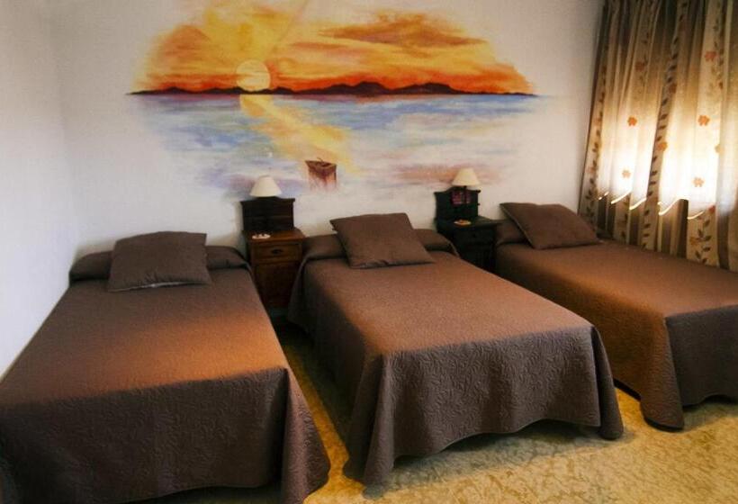 Номер Стандарт Трехместный, Puerta Nazari