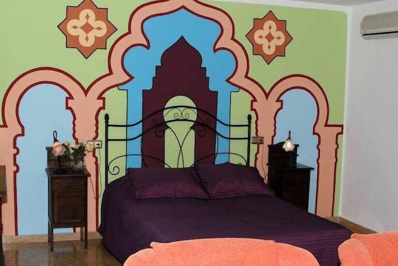 Полулюкс, Puerta Nazari