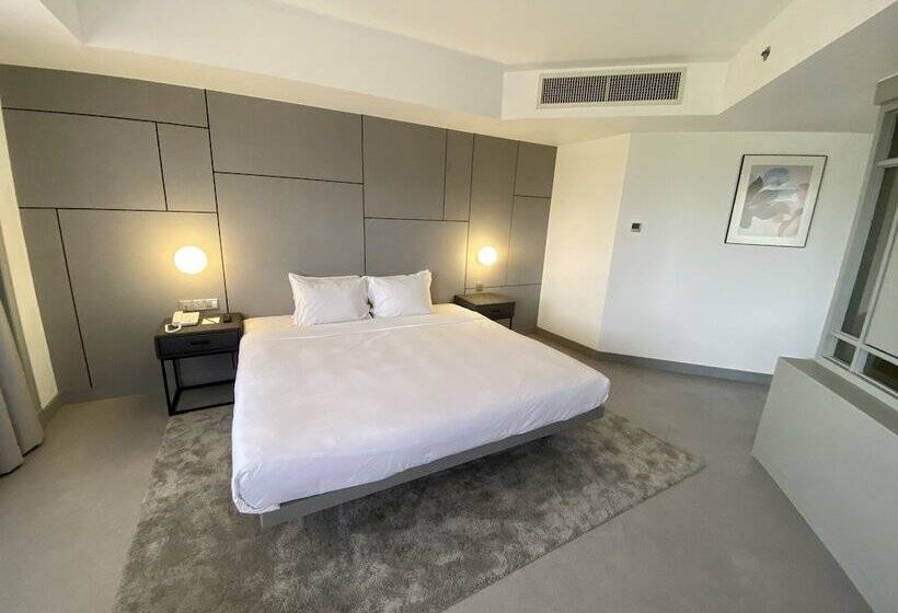 جناح إدارى, Sabah Hotel Sandakan