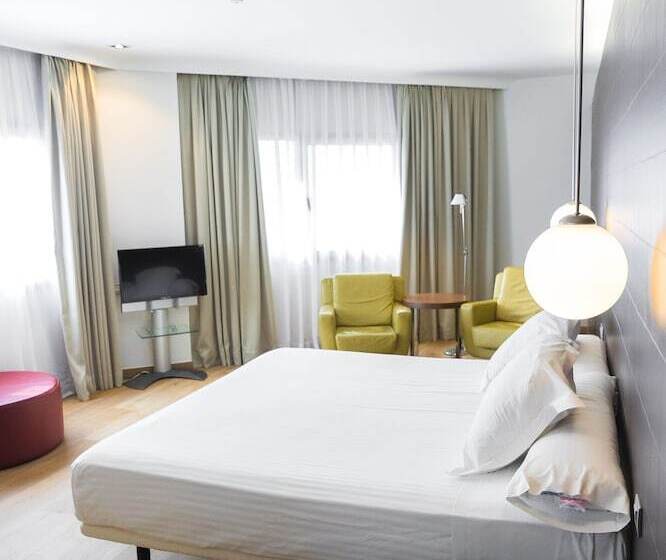 جناح جونيور, Veracruz Plaza & Spa